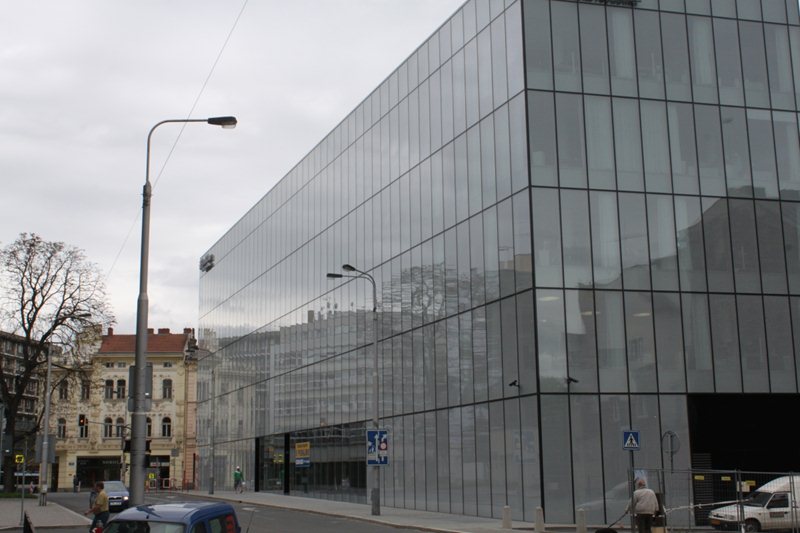 Ostrava, Veřejné budovy -  Obchodní a administrativní centrum Biskupská